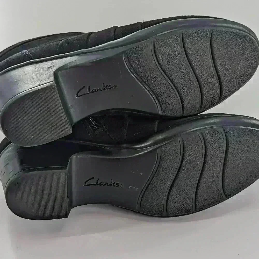 Clarks Collection Boots Womens 5.5M Slip On Zip Ankle Bootie Black Leather Heels